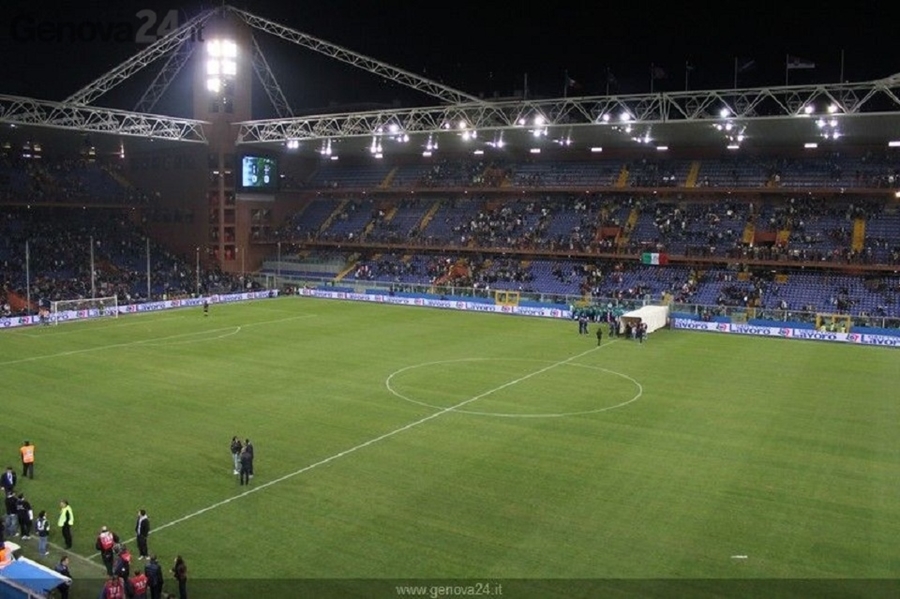Realizzazione campo di calcio - Stadio Marassi di Genova.